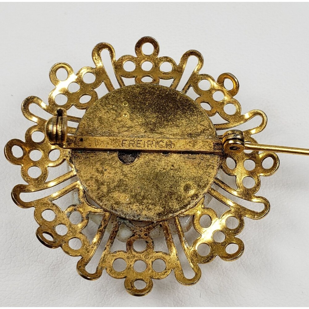 Vintage 1960's Signed Freirich White Cabochon Filigree Brooch Pin - Picture 13 of 15